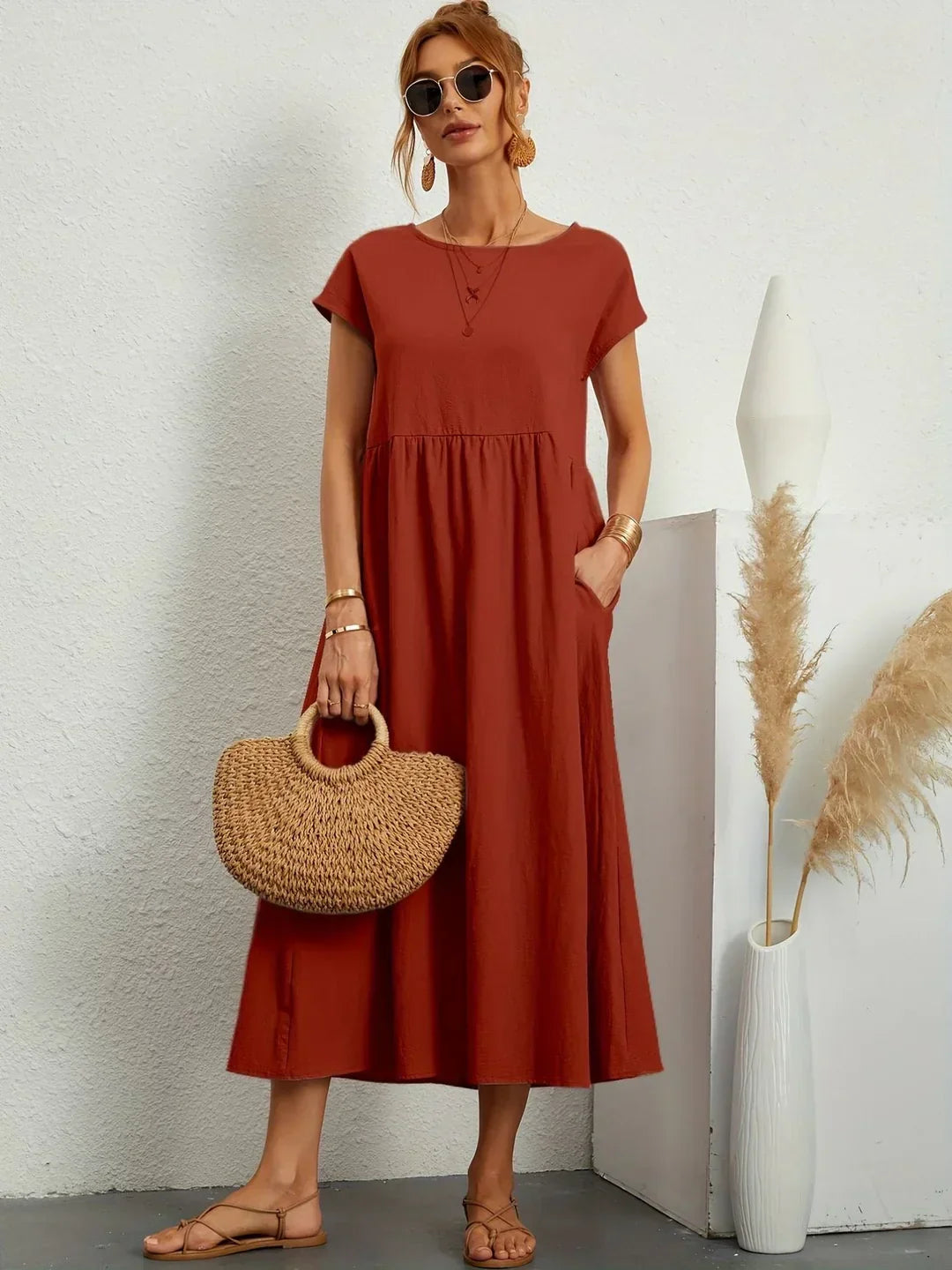 MARGOT | FLUID MIDI DRESS TIMELESS ELEGANCE