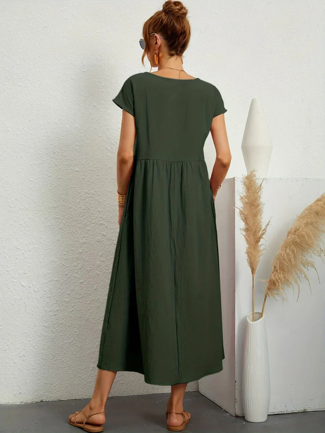 MARGOT | FLUID MIDI DRESS TIMELESS ELEGANCE