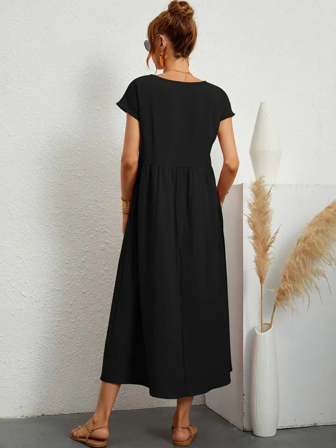 MARGOT | FLUID MIDI DRESS TIMELESS ELEGANCE