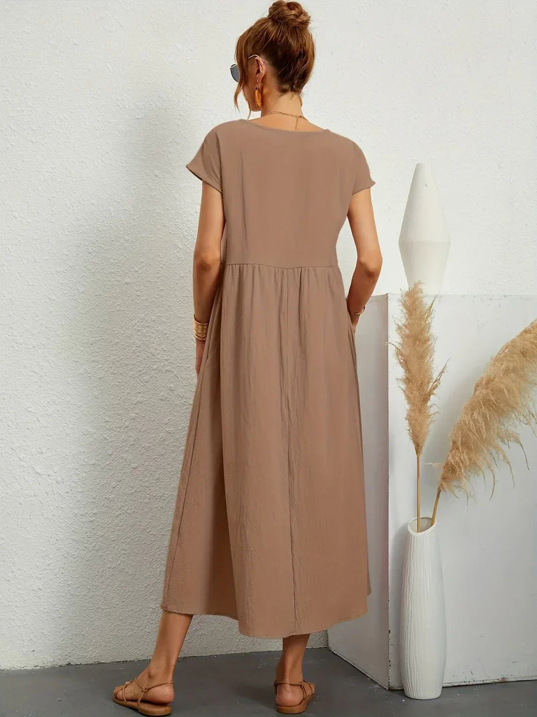 MARGOT | FLUID MIDI DRESS TIMELESS ELEGANCE
