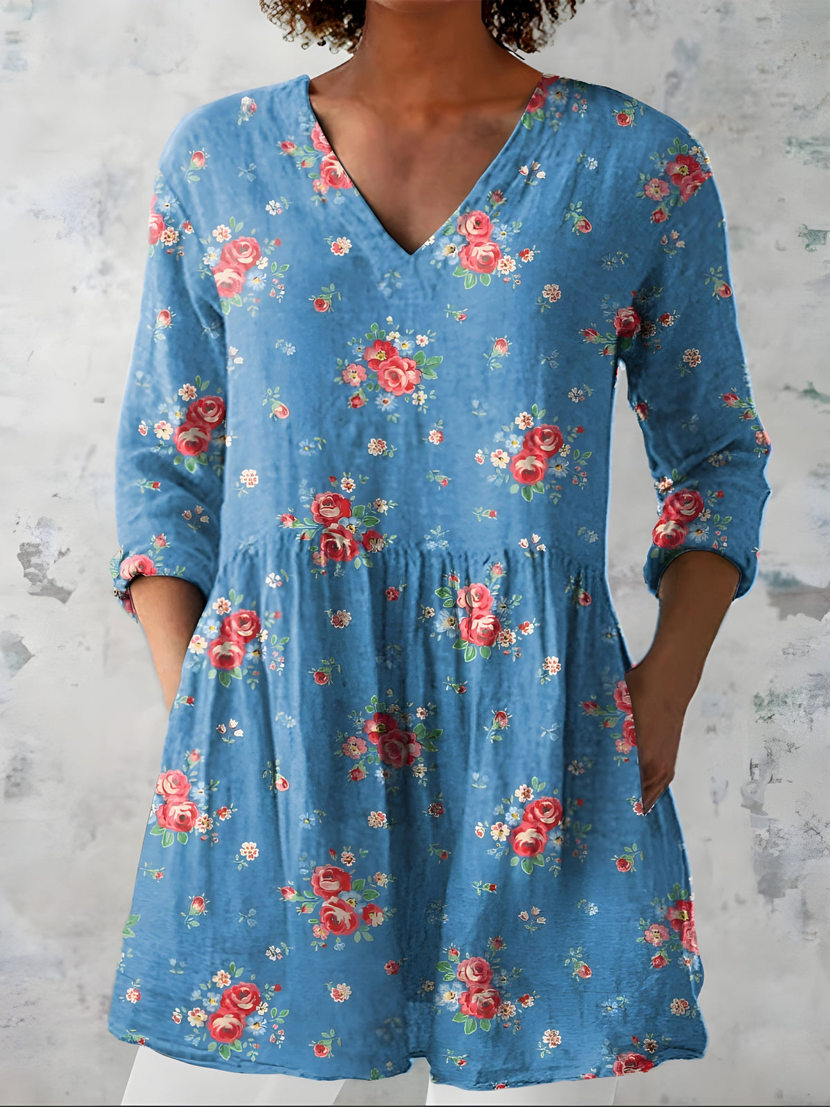 JAIMEE | LONG BLOUSE WITH V-NECK