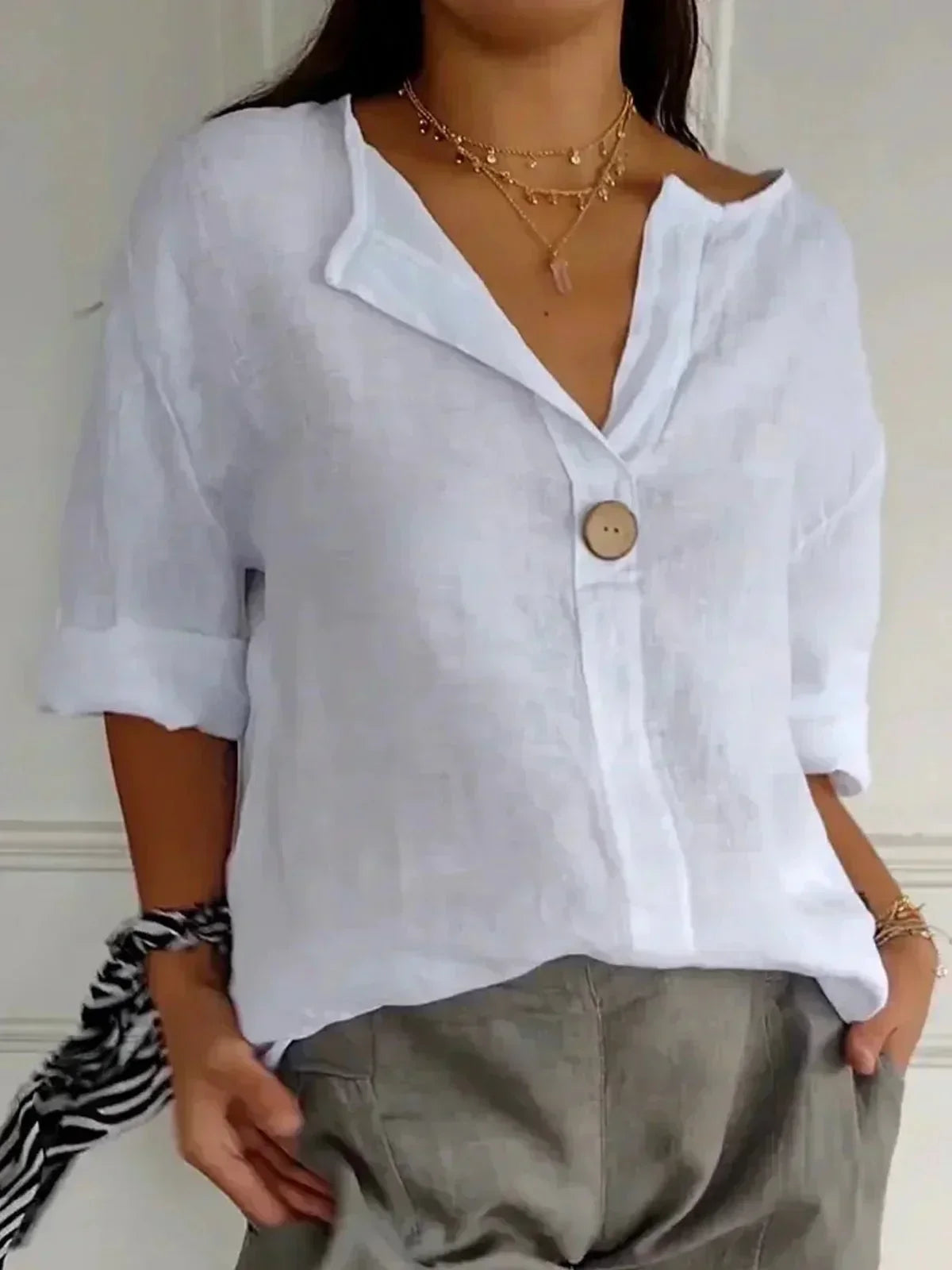 KAREN | RELAXED V-NECK TOP